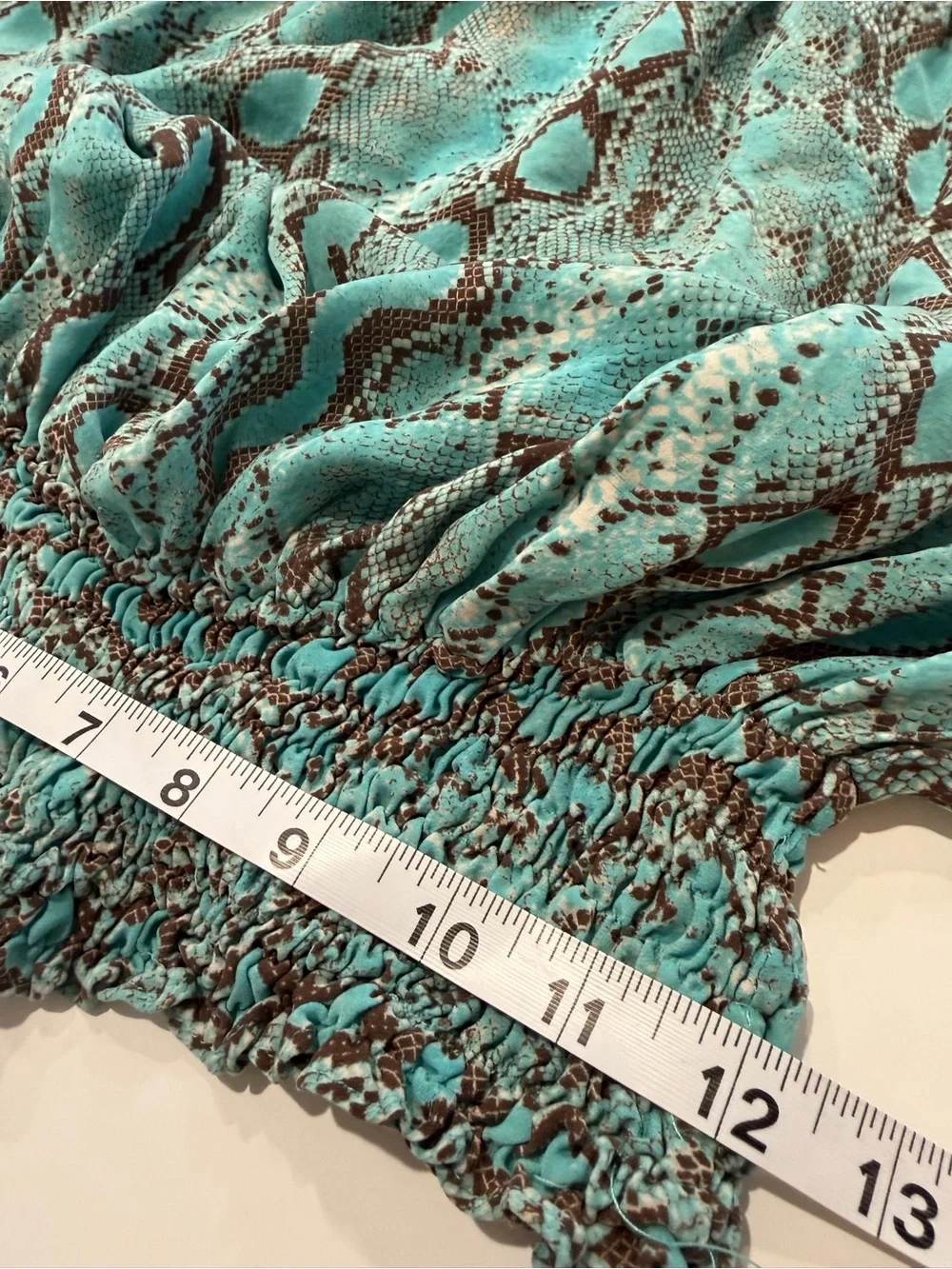 Michael Kors Off-Shoulder Teal Snake-Print Smocked Waist Top woman’s XL chiffon
